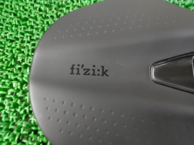 FIZIKARGO TEMPO R3 KIUMレール ブラック
