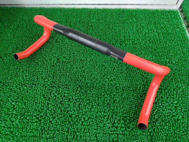 EASTON EC90 エアロカーボンドロップハンドル 31.8Φ/440mm レッド/ブラック
