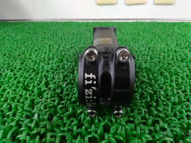 fizik CYRANO R1 アルミアヘッドステム 120mm/31.8Φ ブラック