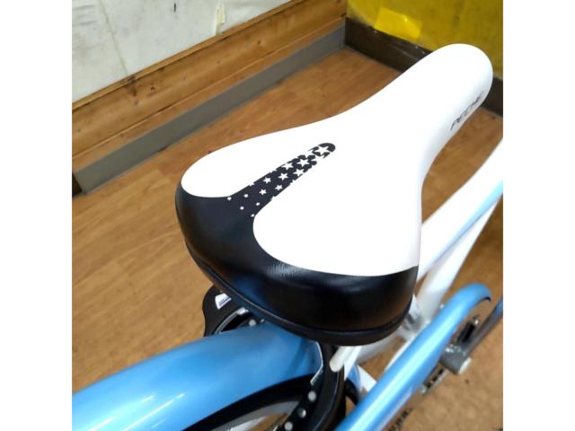 あさひ PECHE 22インチ 外装6段変速 キッズサイクル ホワイト/ブルー