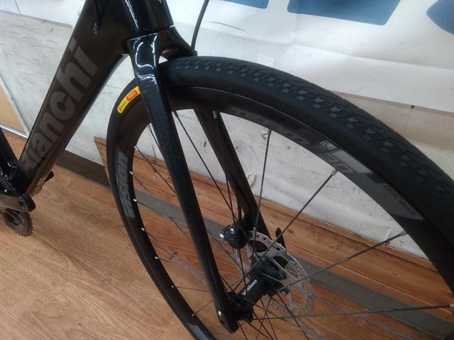 BIANCHI SPRINT DISC 2023年モデル 700x28C 2x11S カーボンロードバイク ブラック サイズ:47cm 適応身長:160cm前後