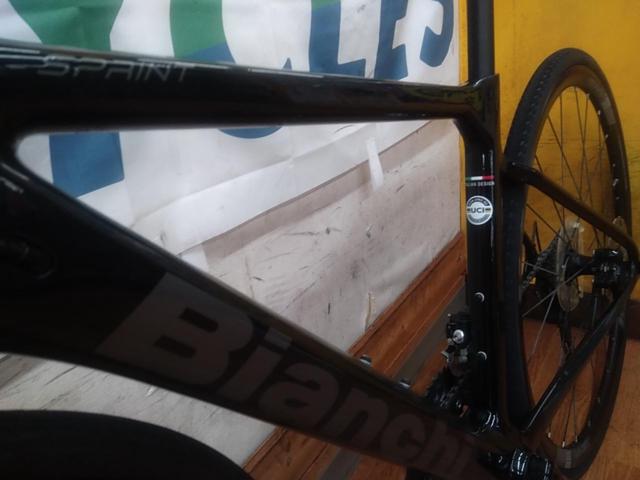 BIANCHI SPRINT DISC 2023年モデル 700x28C 2x11S カーボンロードバイク ブラック サイズ:47cm 適応身長:160cm前後
