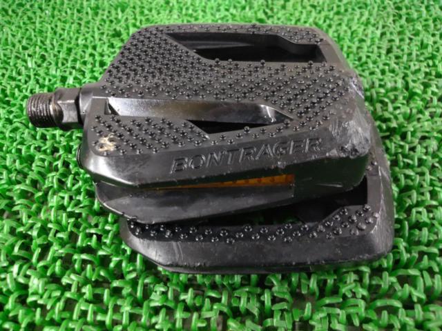 ※軸ガタ有り BONTRAGER フラットペダル ブラック