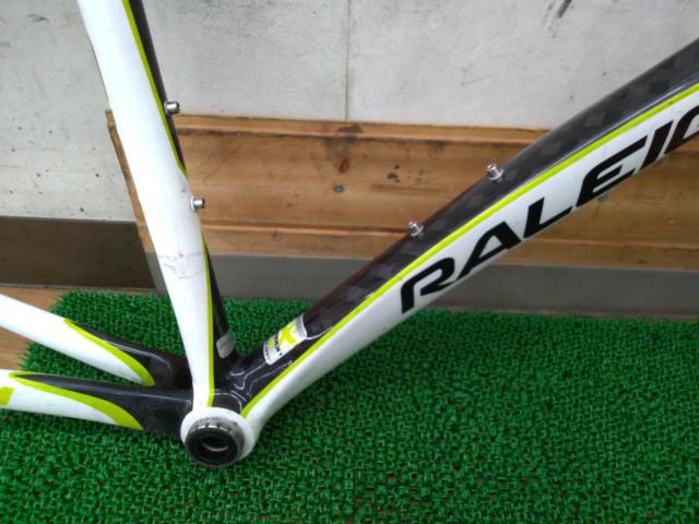 RALEIGH AVANTI TEAM 2010年頃モデル 700C カーボンロードバイクフレーム ホワイト