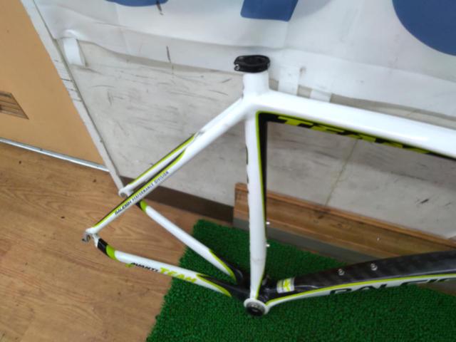 RALEIGH AVANTI TEAM 2010年頃モデル 700C カーボンロードバイクフレーム ホワイト
