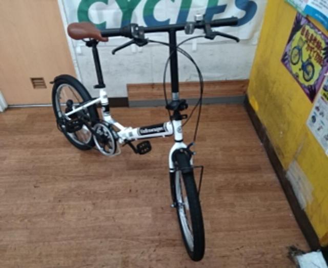 GSジャパン VOLKSWAGEN 20インチ 外装6段変速 折りたたみ自転車 ホワイト