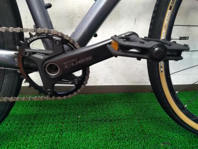 NESTO GAVEL FLAT 2025年モデル ESSA組 700×40C 1×8s アルミクロスバイク ホワイト サイズ:500 参考サイズ:165-175cm