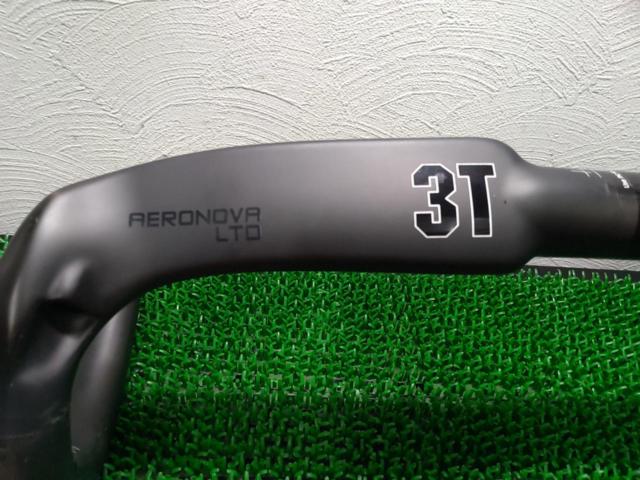 Φ31.8/440mm 3T AERONOVA LTD カーボンハンドルバー