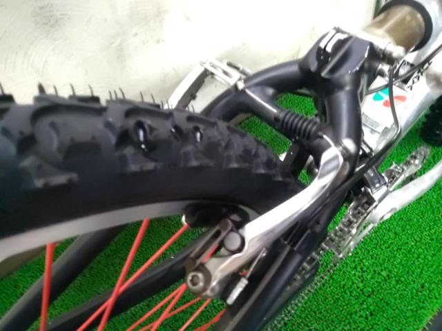 CANNONDALE SUPER V2000 1990年代 XTR組 26×1.95インチ 3×8S アルミフレームマウンテンバイク シルバー サイズ:46 参考サイズ:165-175cm