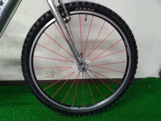 CANNONDALE SUPER V2000 1990年代 XTR組 26×1.95インチ 3×8S アルミフレームマウンテンバイク シルバー サイズ:46 参考サイズ:165-175cm