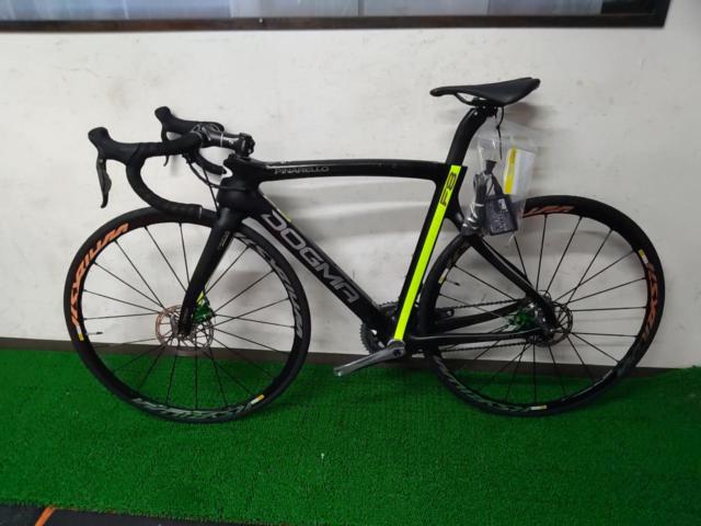 1大特価PINARELLO DOGMA F8 DISK Carbon T1100 1K 2016モデル 700x26c 2x10s ロードバイク ブラック/イエロー サイズ53 参考168-178