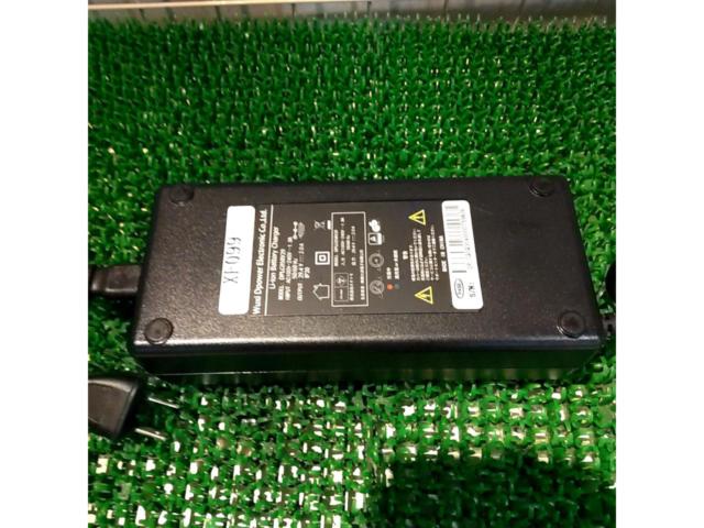 ※仮合わせ推奨 ※実力容量・充電回数不明 電動自転車用バッテリー・充電器セット
