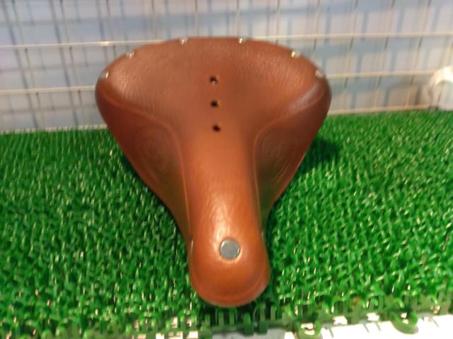 BROOKS B67 レザーサドル ブラウン