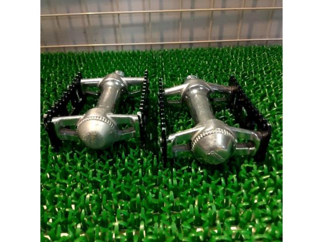 【フラット】 MKS(三ヶ島ペダル) SILVAN STREAM フラットペダル ブラック×シルバー