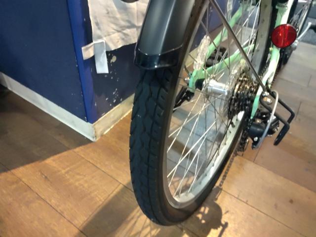 khodaaBloom asson J24 24x1.75インチ 外装6段変速 キッズ自転車 グリーン 適応身長:125-145cm