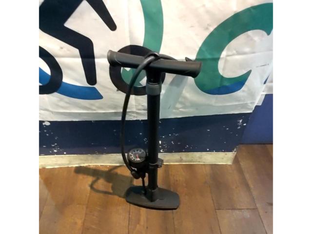 BikeGear TecnoSports2 フロアポンプ ブラック