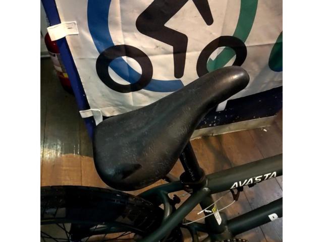 【現状販売品】BACCHUS AVASTA 20x2.40インチ シングル BMX グリーン