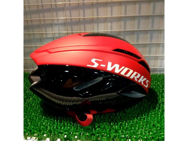 サイズ:57-60cm S-WORKS EVADE2 ヘルメット レッド CE規格