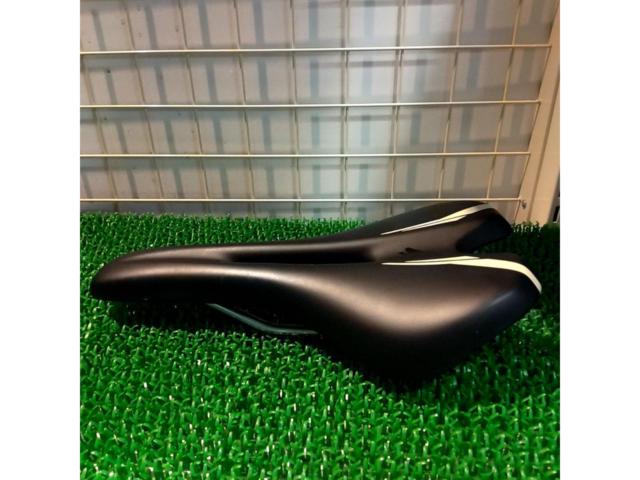 SPECIALIZED TOUPE SPORT ブラック