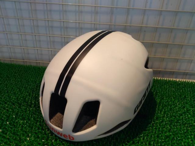 サイズ:55-61cm※クッション欠品あり GIANT Sunweb JCF規格 ホワイト