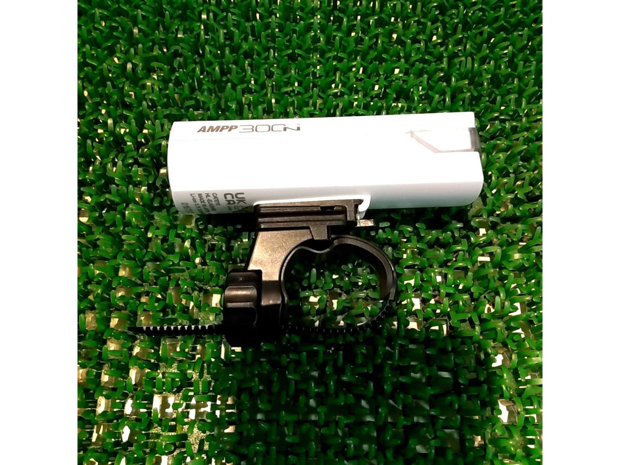 充電式 CATEYE AMPP300N ホワイト フロント用ライト HL-EL083NRC