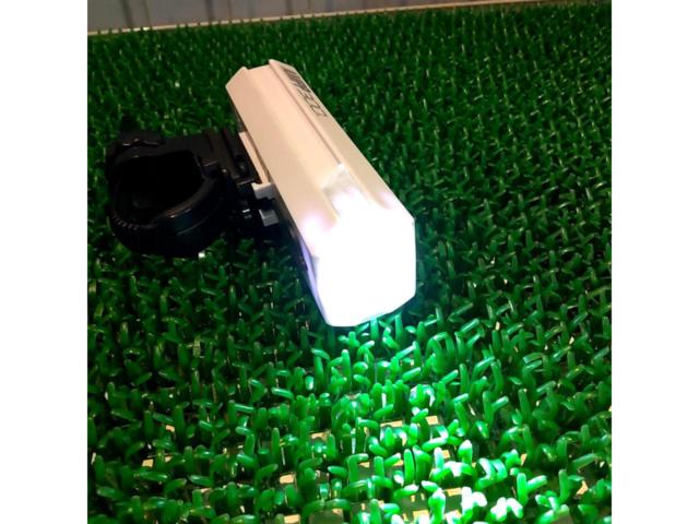 充電式 CATEYE AMPP300 ホワイト フロント用ライト HL-EL083RC