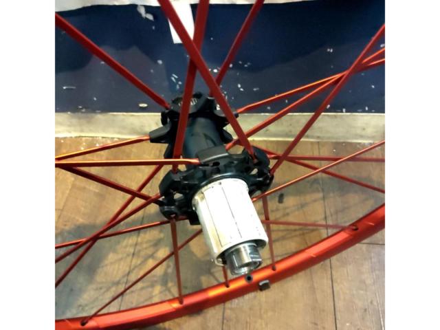FULCRUM  RACING ZERO CMPTZN DB CUSTOM 2WAY-FITホイール 前後セット レッド