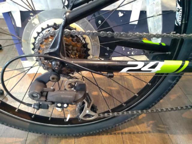 CANNONDALE TRAIL 24x1.95インチ 3-7s キッズ自転車 ブラックグリーン