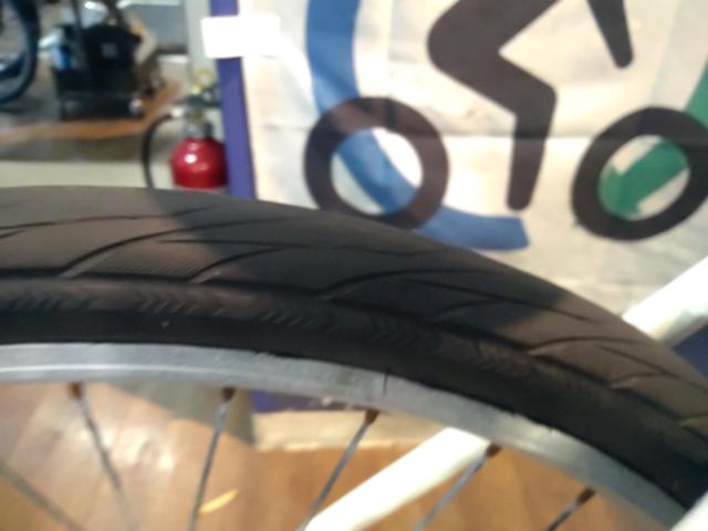 CBA(サイクルベースあさひ) Cream 26x1.5 外装6段変速 シティサイクル ホワイト サイズ:530 適応身長:170cm～