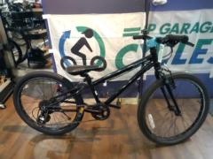 ヨツバサイクル ZERO 8スピード 22x1.95インチ 外装8段変速 キッズ自転車 ブラック