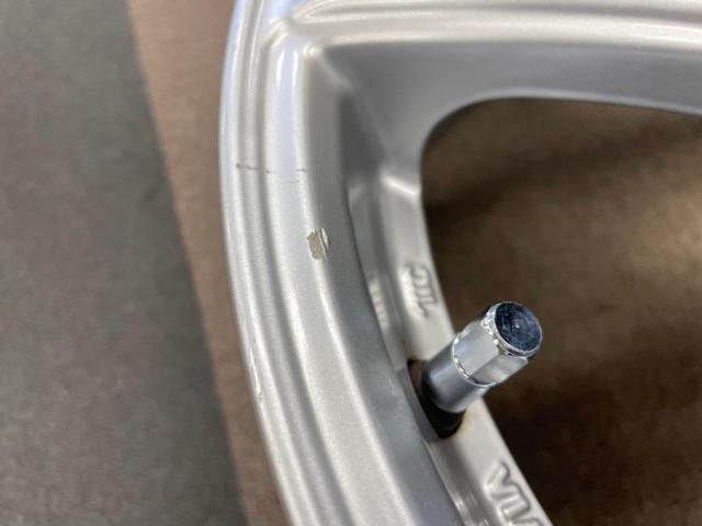 BRIDGESTONE GIRO YT6
