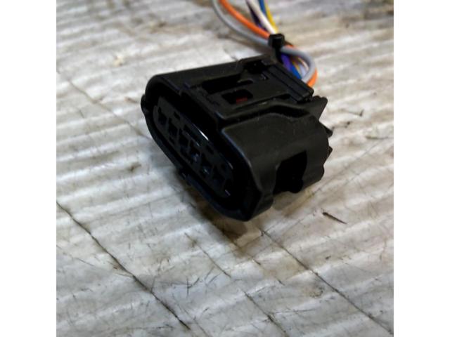Pivot 3 drive用 車種別専用ハーネス TH-2C
