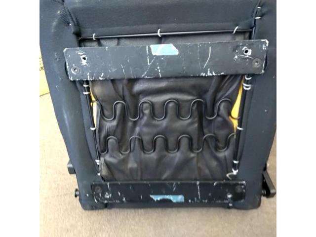 ワケアリ メーカー不明セミバケットシート