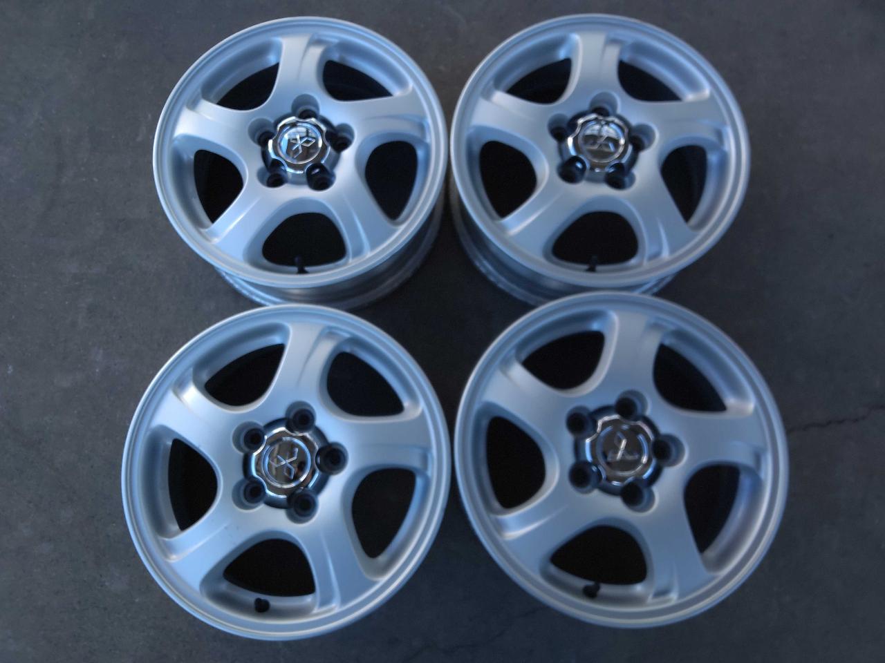MITSUBISHI
H53A
H58A / Pajero mini
Original aluminum wheel
