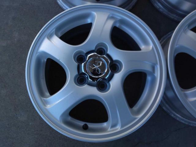 MITSUBISHI
H53A
H58A / Pajero mini
Original aluminum wheel