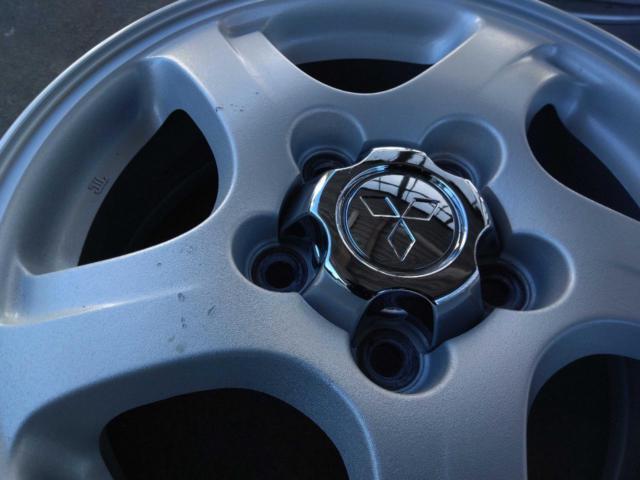 MITSUBISHI
H53A
H58A / Pajero mini
Original aluminum wheel