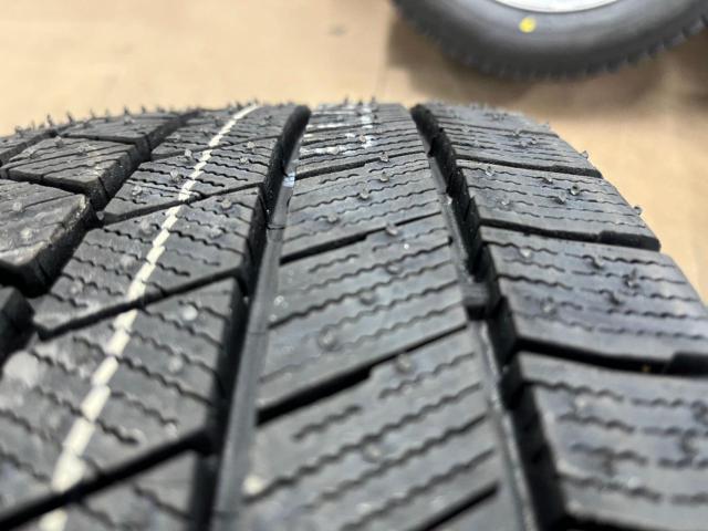weds fang + BRIDGESTONE BLIZZAK VRX3