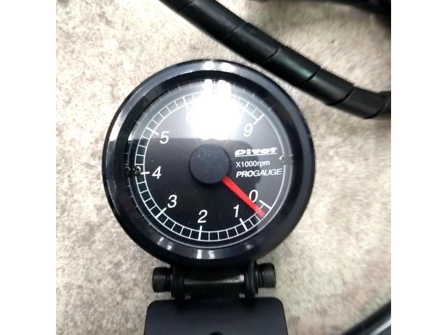 PIVOT PT5-W タコメーター 52Φ