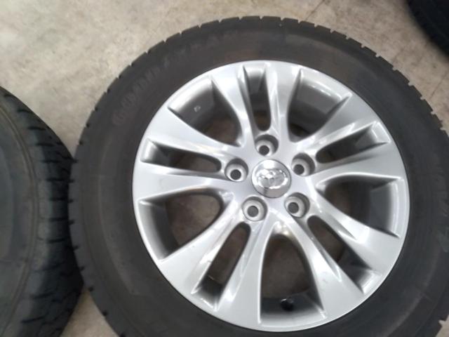 TOYOTA 70系ノア純正アルミホイール+GOODYEAR ICENAVI7 205/60R16
