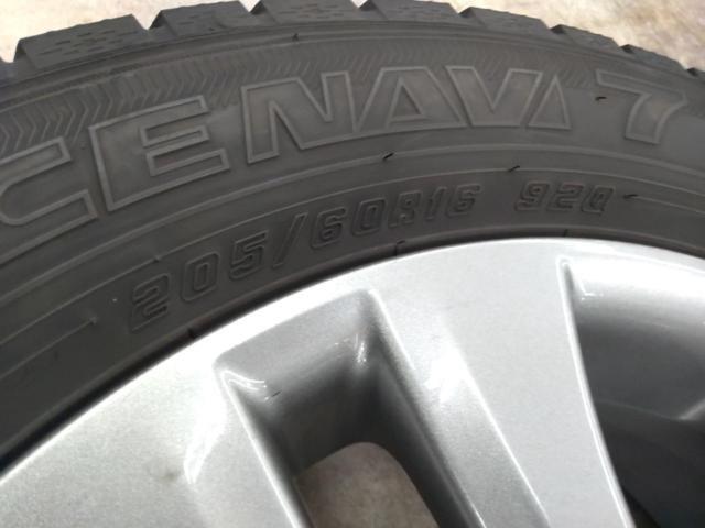 TOYOTA 70系ノア純正アルミホイール+GOODYEAR ICENAVI7 205/60R16