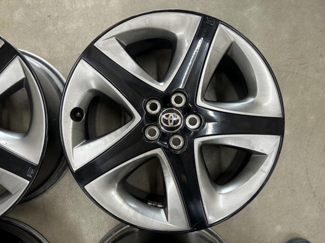 【トヨタ純正】 トヨタ純正 50系 プリウス Sツーリング純正ホイール