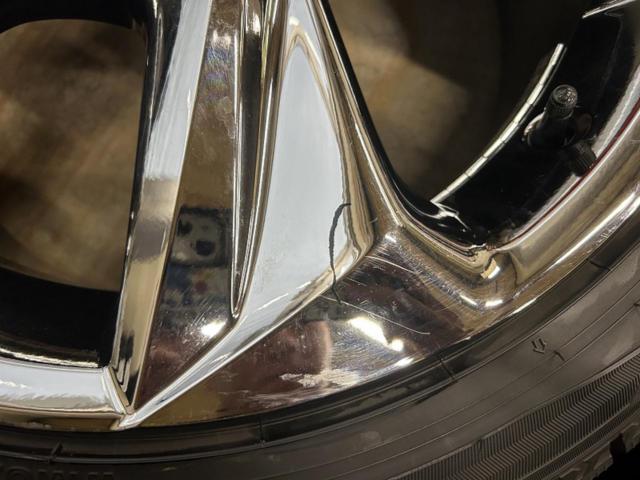 Toyota original (TOYOTA)
Crown / 220 series
RS Advance early model genuine sputtering
+
DUNLOP (Dunlop)
WINTERMAXX
WM02