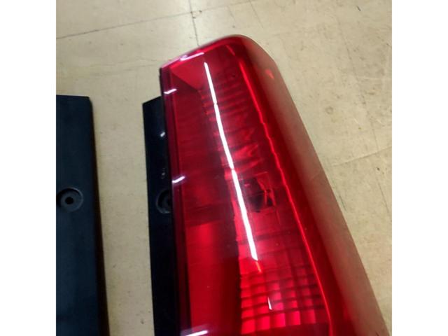 SUZUKI ワゴンR/MH23S 純正テールレンズ