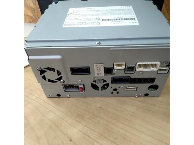 DAIHATSU ロッキー純正 NSZN-Y70D/CN-LR950DDB