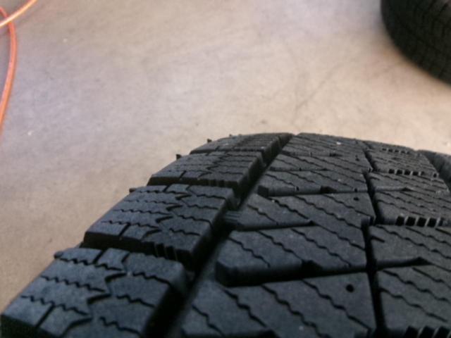 BRIDGESTONE BLIZZAK VRX2