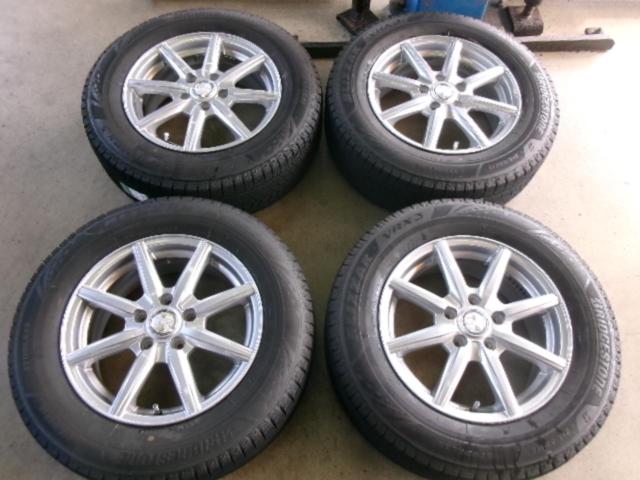 YOKOHAMA LAYCEA + BRIDGESTONE BLIZZAK VRX3