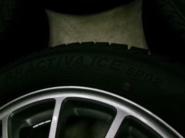BRIDGESTONE ECO FORME SE-12 + YellowHat PRACTIVA ICE BP02