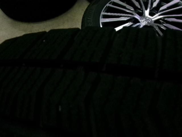 NISSAN エルグランド/E52純正ホイール + BRIDGESTONE BLIZZAK VRX2