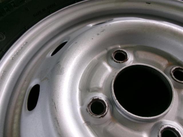 メーカー不明スチールホイール + BRIDGESTONE W300