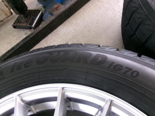 YOKOHAMA STANDARD WHEEL GRASS ST + YOKOHAMA iceGUARD iG70